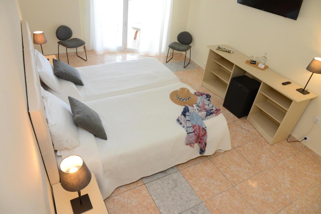 Rallye Hotel L' Escala Zewnętrze zdjęcie