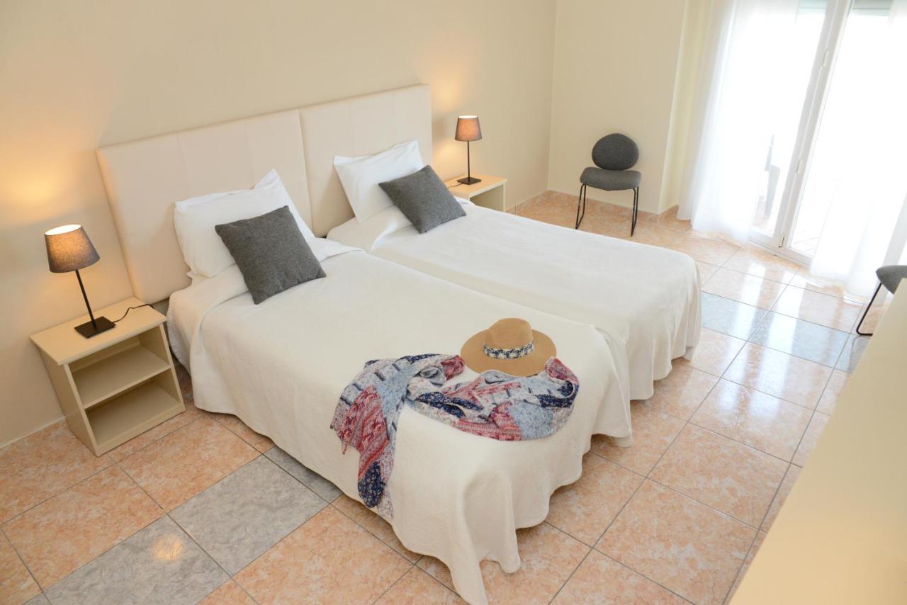 Rallye Hotel L' Escala Zewnętrze zdjęcie